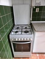 Bosch Fornuis, Witgoed en Apparatuur, Fornuizen, Ophalen, 4 kookzones, Zo goed als nieuw, Gas