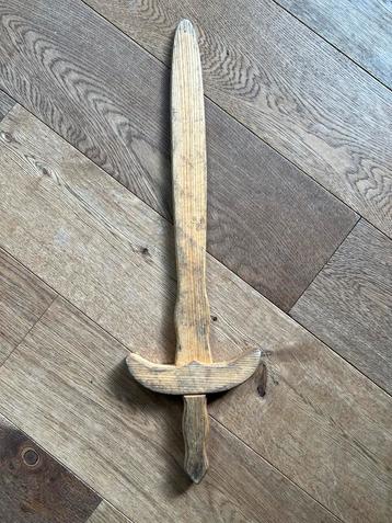 Houten speelgoed Zwaard - 55cm lang beschikbaar voor biedingen