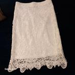 Witte kanten rok, gevoerd - Maat M/38, Kleding | Dames, Rokken, Maat 38/40 (M), Wit, Ophalen of Verzenden, Zo goed als nieuw