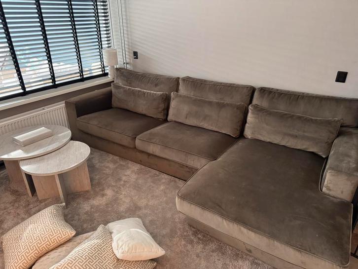 3 zits + longchair bank 308 CM breed, Huis en Inrichting, Banken | Complete zithoeken, Zo goed als nieuw, Stof, Ophalen