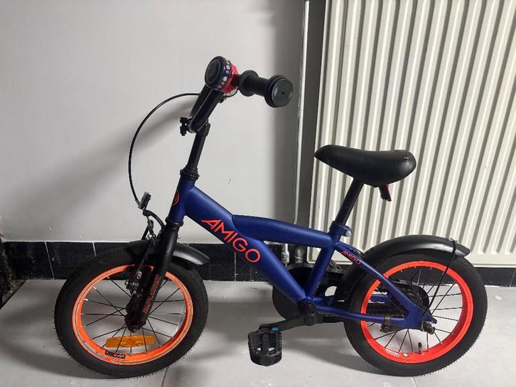 Stoere Amigo Jongensfiets 2-5 jaar, Fietsen en Brommers, Fietsen | Jongens, Gebruikt, 18 inch, Handrem, Ophalen