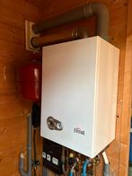 GRATIS ! Ferroli BlueSense 3 HR Combiketel incl Radiator, Ophalen, 30 tot 80 cm, Gebruikt, Hoog rendement (Hr)