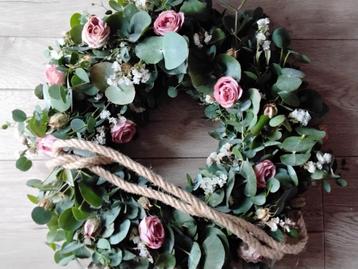 Mooie krans" Rosa de luxe" beschikbaar voor biedingen