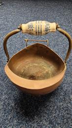 Antieke Koperen Pot met Keramische Handgreep, Antiek en Kunst, Antiek | Koper en Brons, Ophalen of Verzenden, Koper