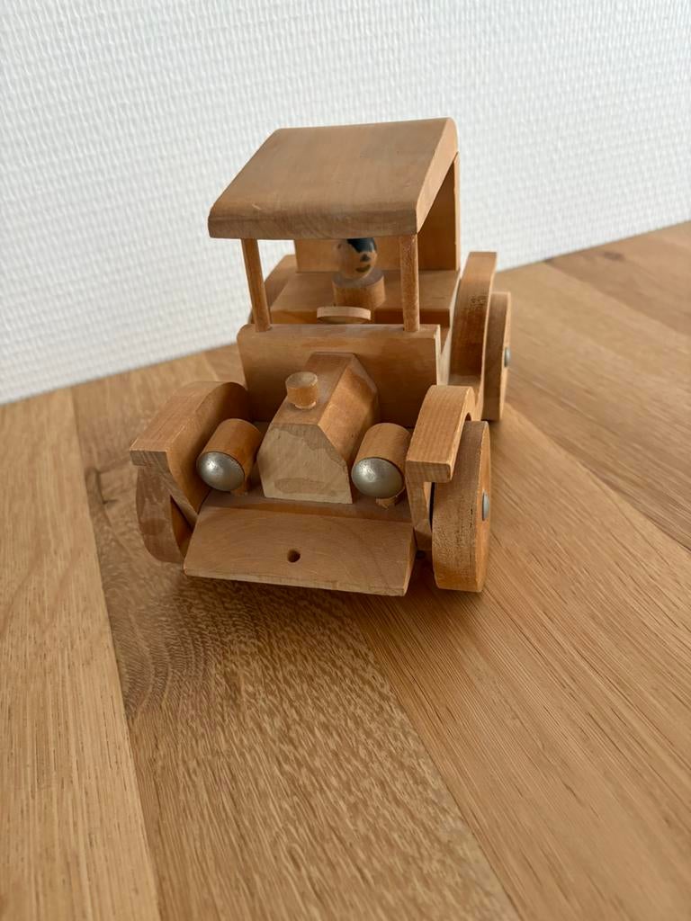 Jukka Finland houten Ford model auto, Kinderen en Baby's, Speelgoed | Houten speelgoed, Ophalen of Verzenden, Gebruikt, Rij- of Hobbelspeelgoed