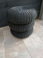 3 Zwarte Riet Poefjes Stapelbaar, Ophalen, Minder dan 50 cm, Gebruikt, Riet of Rotan