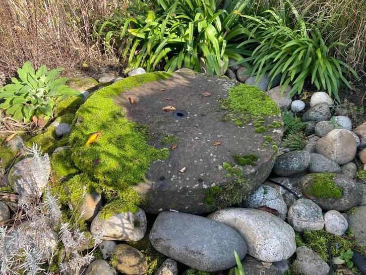 Molensteen voor in tuin als fontein, Tuin en Terras, Waterpartijen en Fonteinen, Gebruikt, Waterornament, Hardsteen, Ophalen