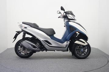 Piaggio MP3-300 URBAN (bj 2011) beschikbaar voor biedingen
