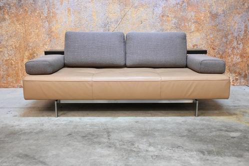 ZGANieuw! strakke Rolf Benz design Dono bank / slaapbank, Huis en Inrichting, Banken | Bankstellen, Zo goed als nieuw, Rechte bank