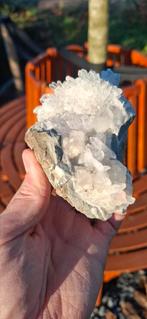 Helder kwarts kristallen op matrix India, Verzamelen, Mineralen en Fossielen, Ophalen of Verzenden, Mineraal