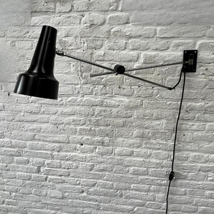 midcentury wandlamp / hengellamp zwart staal - industrieel, Huis en Inrichting, Lampen | Wandlampen, Gebruikt, Metaal, Ophalen of Verzenden
