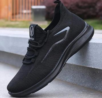 (NIEUW!) Schoenen maat 46. Sportief look beschikbaar voor biedingen