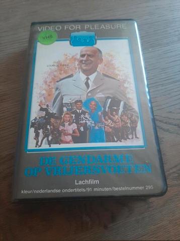 De Gendarme op Vrijersvoeten videoband.  beschikbaar voor biedingen