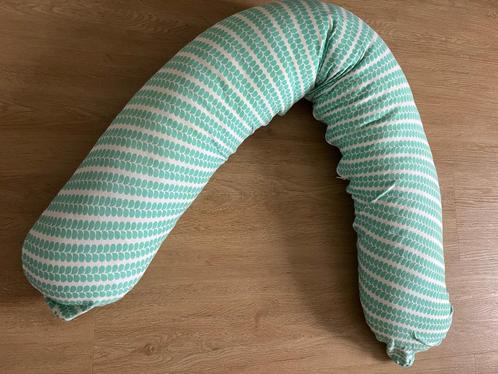 Voedingskussen met afneembare hoes (Hema), Kinderen en Baby's, Babyvoeding en Toebehoren, Zo goed als nieuw, Voedingskussen, Ophalen