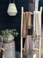 SFEERVOL: HEERLIJK WARM PLAID met kwastjes in mooie kleuren, Nieuw, Ophalen of Verzenden, Nvt, Nvt