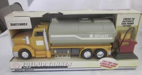 Matchbox Shell tanker 32 cm lang plastic Mattel Wheels., Hobby en Vrije tijd, Modelauto's | Overige schalen, Zo goed als nieuw