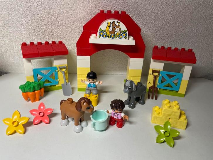 Duplo 10951 Paardenstal, Kinderen en Baby's, Speelgoed | Duplo en Lego, Zo goed als nieuw, Duplo, Complete set, Ophalen of Verzenden