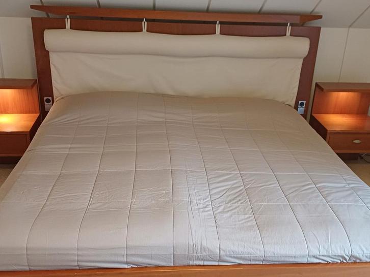 Jan des Bouvrie Slaapkamer 200x200, Huis en Inrichting, Slaapkamer | Bedden, Gebruikt, Tweepersoons, Overige maten, 200 cm, Hout