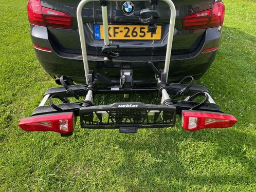 Uebler i21 fietsendrager - 1 jaar gebruikt, Auto diversen, Fietsendragers, Zo goed als nieuw, Trekhaakdrager, 2 fietsen, Brede banden