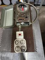 Tijdklok voor aan- en uitschakelen elektra, Doe-het-zelf en Verbouw, Elektra en Kabels, Ophalen, Gebruikt, Schakelaar