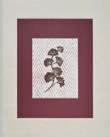 Botanische print Ginko blad bordeaux rood 30x40 cm beschikbaar voor biedingen