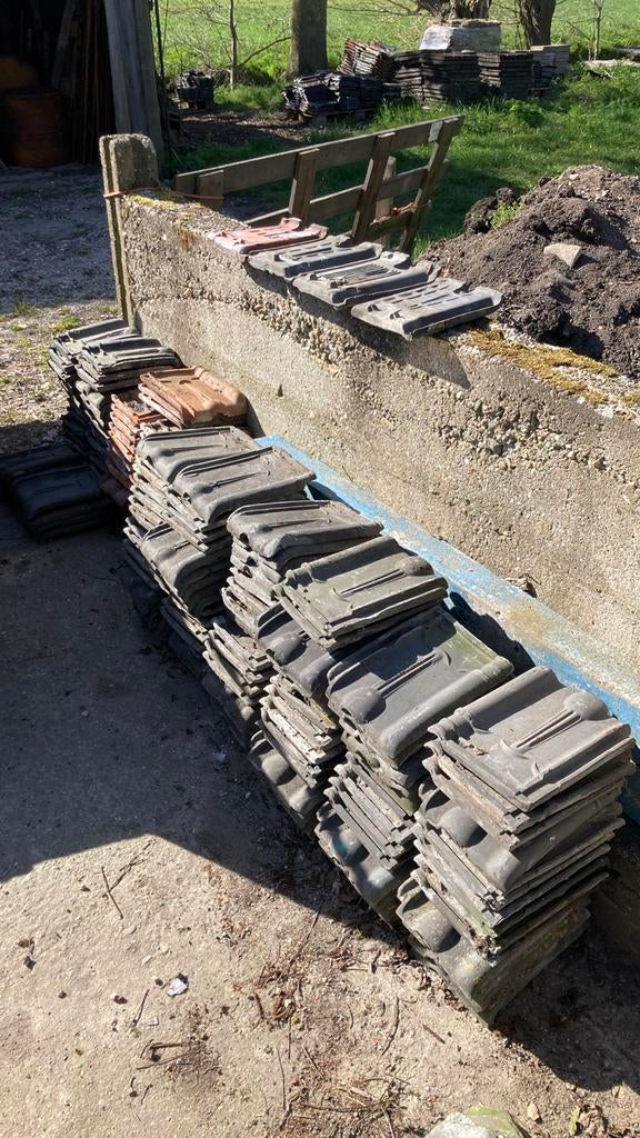 Diverse Kruispannen - Dakbedekking, Ophalen, Gebruikt, Steen of Klei, Minder dan 5 m²