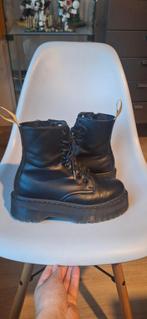 Dr. Martens Vegan Jadon - Maat 39, Kleding | Dames, Schoenen, Zwart, Lage of Enkellaarzen, Ophalen of Verzenden, Dr. Martens