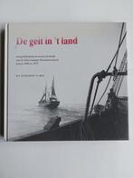 De geit in 't land Scheveningen 1890-1975, Ophalen of Verzenden, Zo goed als nieuw, Motorboot, Boek of Tijdschrift