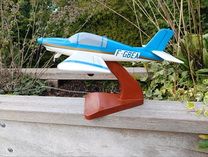 Morane-Saulnier MS 880 RALLYE-model, Verzamelen, Luchtvaart en Vliegtuigspotten, Zo goed als nieuw, Schaalmodel, Ophalen of Verzenden