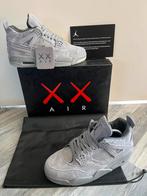 Air jordan 4 retro kaws, Ophalen of Verzenden, Zo goed als nieuw, Schoenen