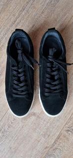 Suede leren sneakers met platte zool, Kleding | Dames, Schoenen, Ophalen of Verzenden, Zo goed als nieuw, Zwart, Sneakers of Gympen