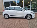 Hyundai I20 1.0 T-GDI Comfort camera navi, Voorwielaandrijving, 450 kg, Gebruikt, Met garantie (alle)