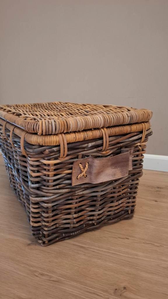 Rotan rieten opbergmand - stevig en in prima staat, Huis en Inrichting, Woonaccessoires | Kisten, Zo goed als nieuw, Minder dan 50 cm