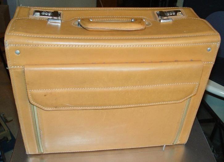 Stevige leren pilotenkoffer, naturel, Sieraden, Tassen en Uiterlijk, Koffers, Gebruikt, Leer, Minder dan 50 cm, Minder dan 35 cm