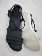 Zwart wit leren sandalen maat 39, Kleding | Dames, Schoenen, Ecco, Zwart, Zo goed als nieuw, Sandalen of Muiltjes