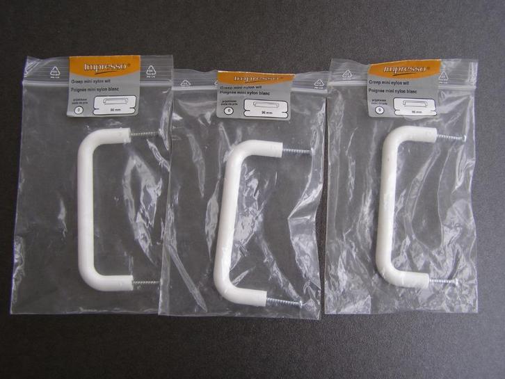 3x Greep / kastdeurgreep mini nylon wit, 96 mm., Huis en Inrichting, Overige Huis en Inrichting, Nieuw, Ophalen of Verzenden