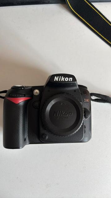 Nikon D90 met MB-D80 beschikbaar voor biedingen