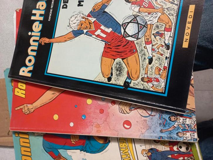 3 strips van "Ronnie Hansen., Boeken, Stripboeken, Zo goed als nieuw, Meerdere stripboeken, Ophalen of Verzenden