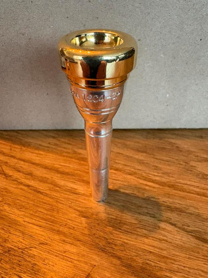 Yamaha/Bach Mondstukken Trompet, Muziek en Instrumenten, Blaasinstrumenten | Trompetten, Zo goed als nieuw, Bes-trompet, Ophalen of Verzenden