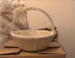 Witte mand met hendel voor bruiloft presentjes, Overige materialen, Mand, Rond, Ophalen of Verzenden