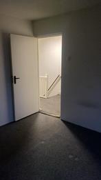 Te huur kamer €750+€750 borg in Dordrecht Krispijn, Eén persoon, Cadeaubon