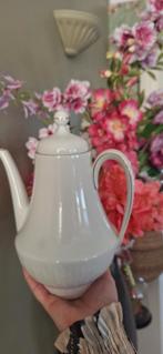 Brocante Scherzer koffiepot wit €10,00, Ophalen of Verzenden, Zo goed als nieuw, Overige stijlen, Overige typen