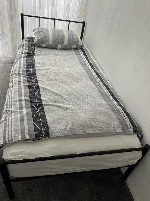 Eenpersoonsbed, Huis en Inrichting, Slaapkamer | Bedden, Ophalen