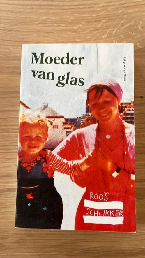 Roos Schlikker - Moeder van glas, Boeken, Overige Boeken, Zo goed als nieuw, Verzenden
