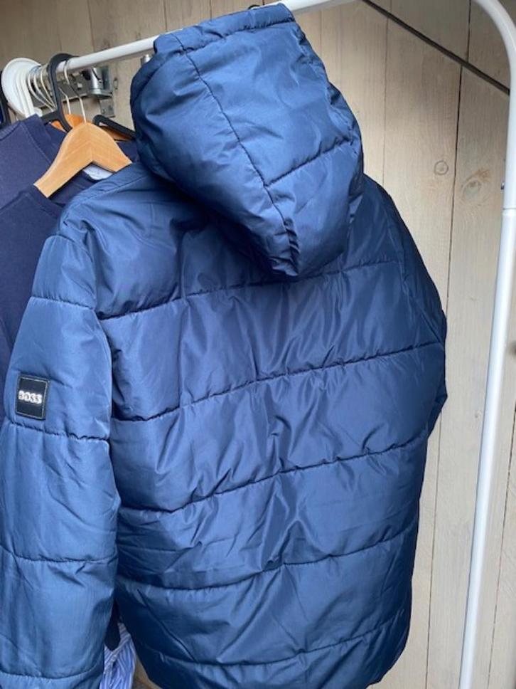 winterjas jongens Hugo Boss, Kinderen en Baby's, Kinderkleding | Kinder-kledingpakketten, Zo goed als nieuw, Maat 170, Ophalen of Verzenden
