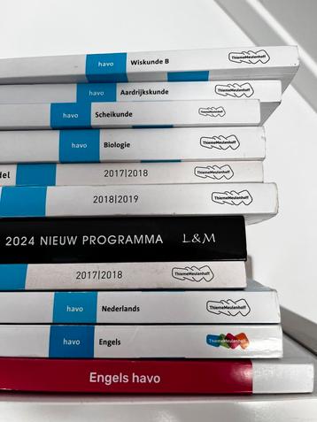 Examenbundels havo Wiskunde-B scheikunde biologie duuts ak beschikbaar voor biedingen