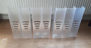 10 x tijdschriftenhouders beschikbaar voor biedingen