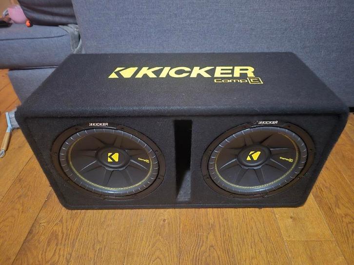 Kicker Comp C gepoorte kist 600 watt rms 1200 watt max, Audio, Tv en Foto, Luidsprekers, Zo goed als nieuw, Subwoofer, 120 watt of meer