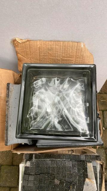 Glazen bouwblok 9 stuks 19x19cm beschikbaar voor biedingen