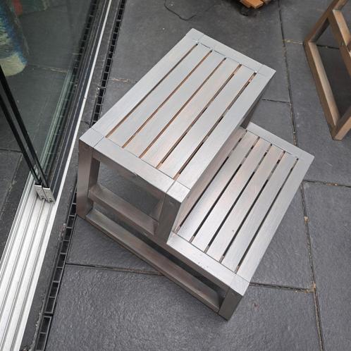 Opstap , krukje, tafeltje, Tuin en Terras, Tuinmeubel-accessoires, Zo goed als nieuw, Ophalen of Verzenden